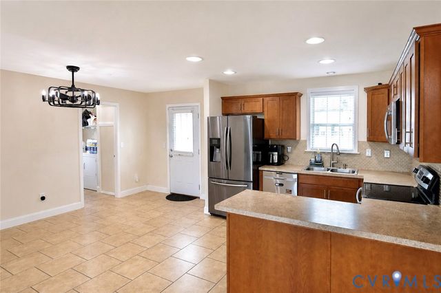 225 South St, Henrico, VA 23075