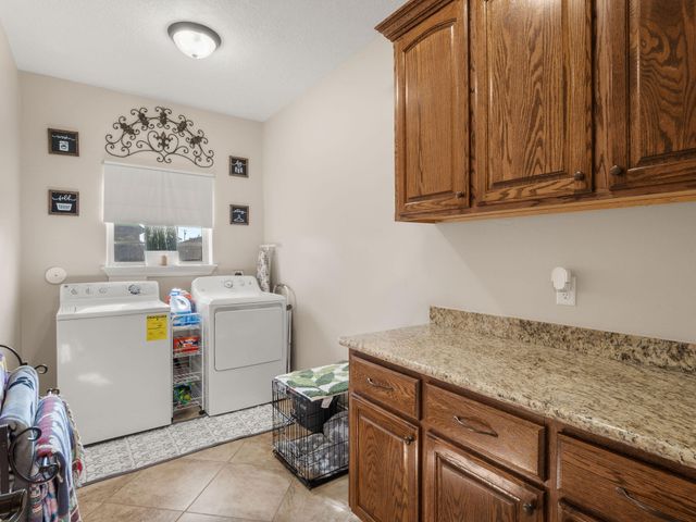 405 Beltz Rd, Leesville, LA 71446