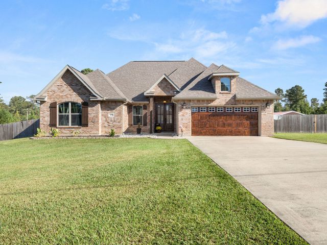 405 Beltz Rd, Leesville, LA 71446