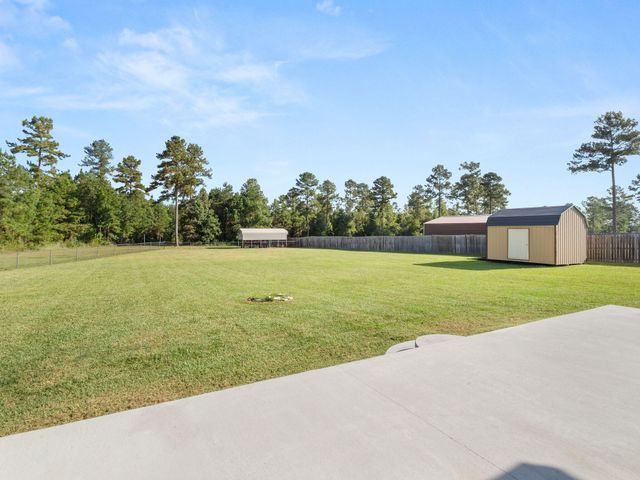 405 Beltz Rd, Leesville, LA 71446