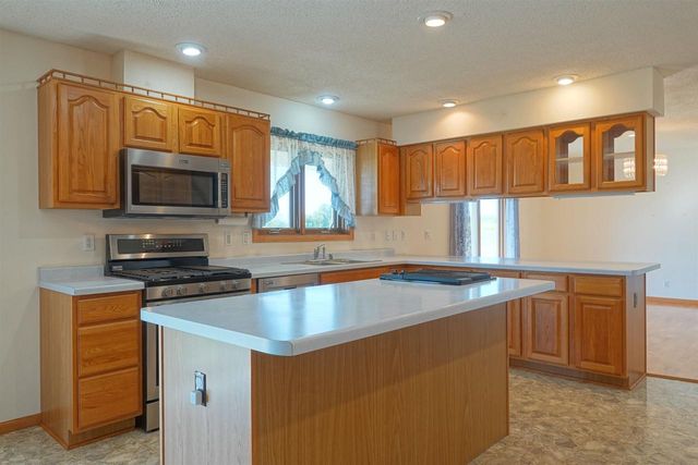 228749 CHESTNUT HILL LANE, Abbotsford, WI 54405