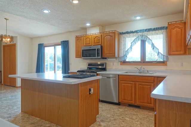 228749 CHESTNUT HILL LANE, Abbotsford, WI 54405