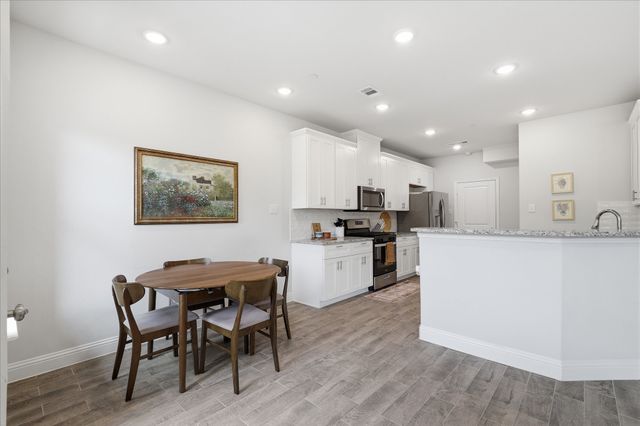 600 Hutchinson Lane, Lewisville, TX 75077