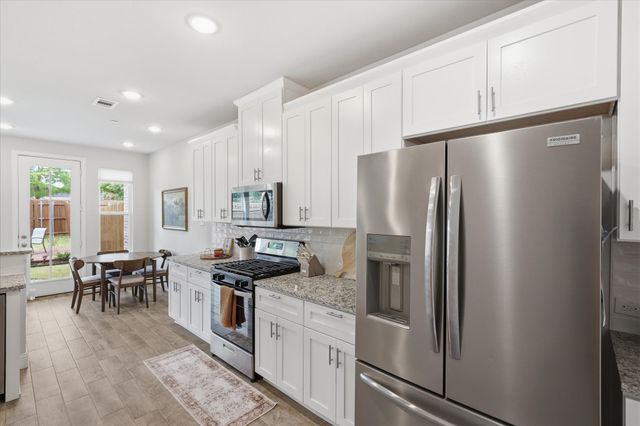 600 Hutchinson Lane, Lewisville, TX 75077