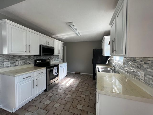 456 East Woodland Drive East Drive, Branson, MO 65616