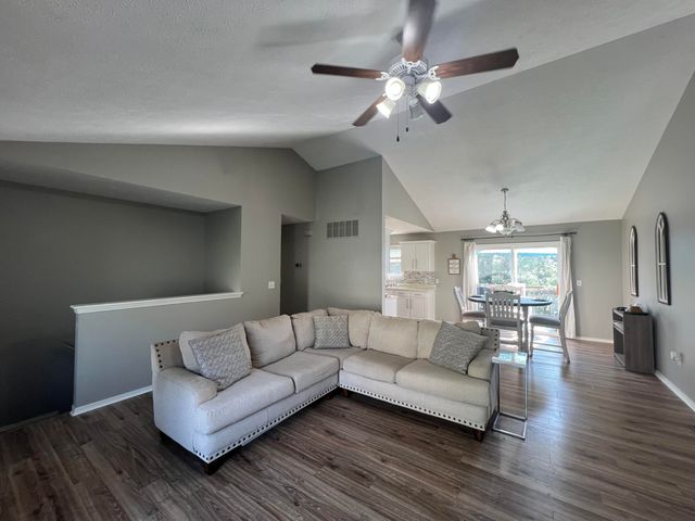 456 East Woodland Drive East Drive, Branson, MO 65616