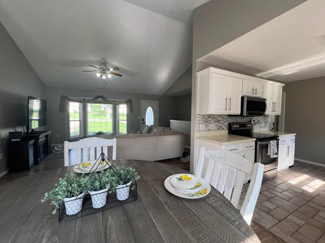 456 East Woodland Drive East Drive, Branson, MO 65616