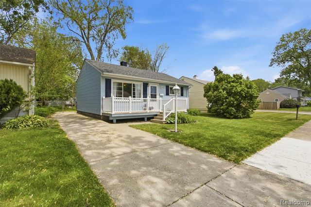 645 E Barrett Avenue, Madison Heights, MI 48071