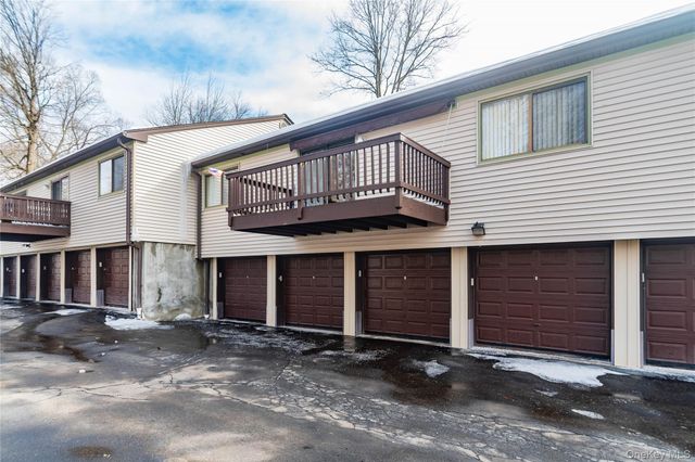 113 Village Road B, Yorktown Heights, NY 10598