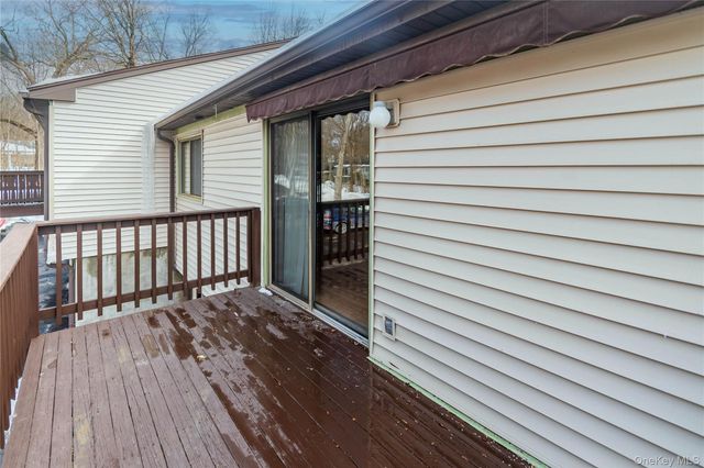 113 Village Road B, Yorktown Heights, NY 10598