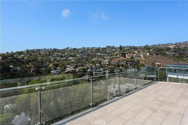 964 Van Dyke, Laguna Beach, CA 92651
