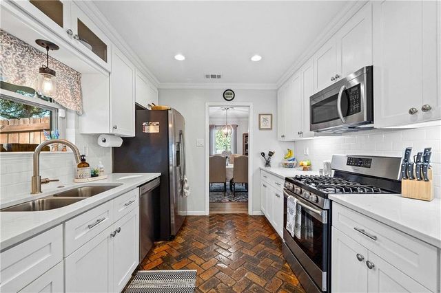 2805 Gaslight Lane, Mobile, AL 36695