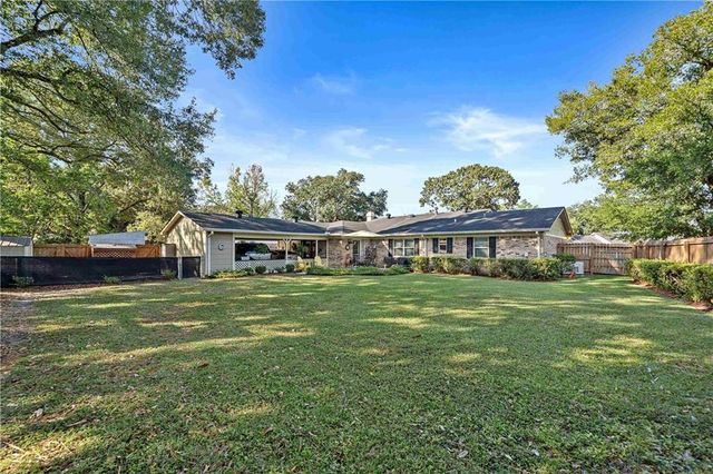 2805 Gaslight Lane, Mobile, AL 36695