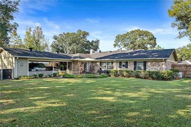 2805 Gaslight Lane, Mobile, AL 36695