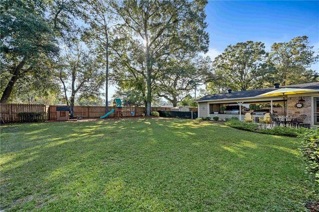 2805 Gaslight Lane, Mobile, AL 36695