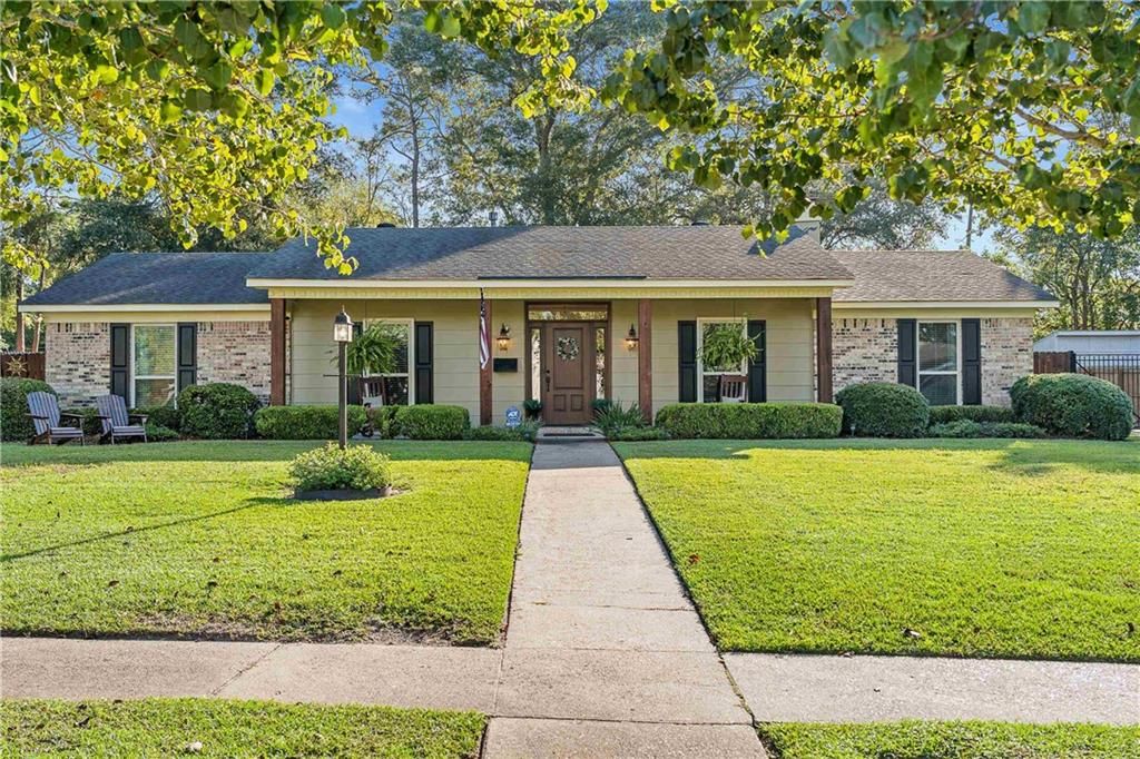 2805 Gaslight Lane, Mobile, AL 36695