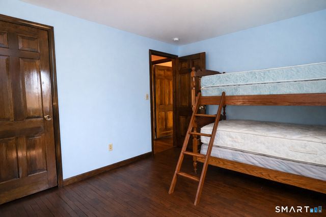 52 Great Ring Road, Newtown, CT 06482