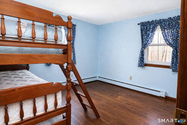 52 Great Ring Road, Newtown, CT 06482