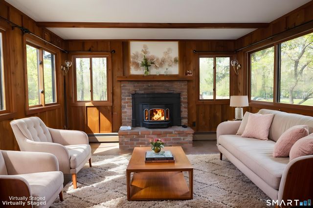 52 Great Ring Road, Newtown, CT 06482