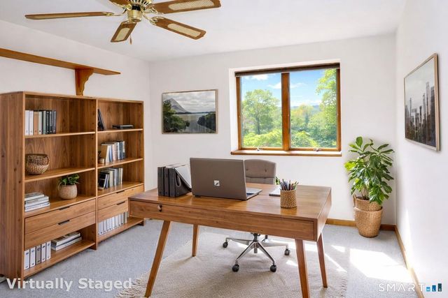 52 Great Ring Road, Newtown, CT 06482