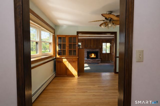 52 Great Ring Road, Newtown, CT 06482