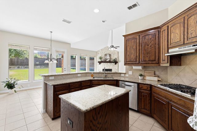 7710 Keith Lane, Sachse, TX 75048