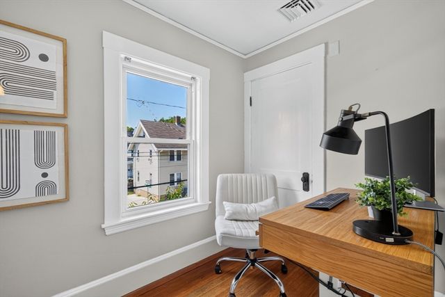24 Bussey St, Dedham, MA 02026