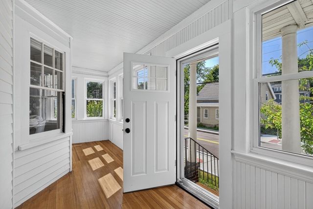 24 Bussey St, Dedham, MA 02026