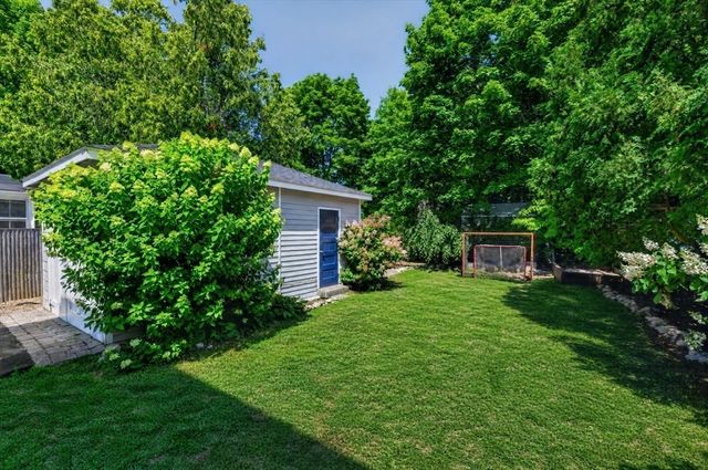 24 Bussey St, Dedham, MA 02026