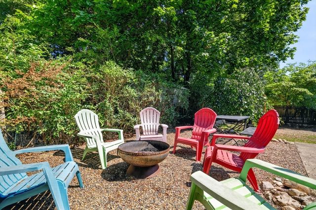 24 Bussey St, Dedham, MA 02026
