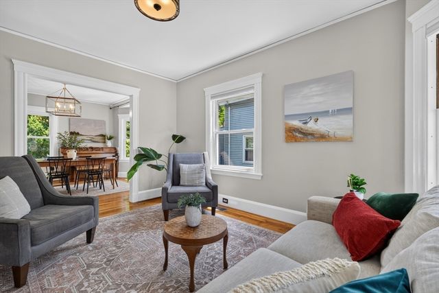 24 Bussey St, Dedham, MA 02026