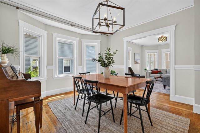 24 Bussey St, Dedham, MA 02026