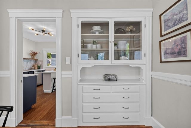 24 Bussey St, Dedham, MA 02026
