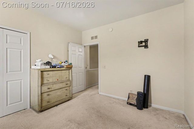40489 Bay Harbor Lane, Canton, MI 48188