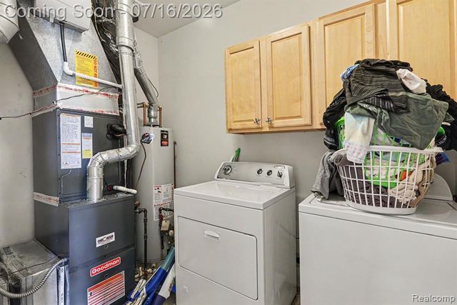 40489 Bay Harbor Lane, Canton, MI 48188