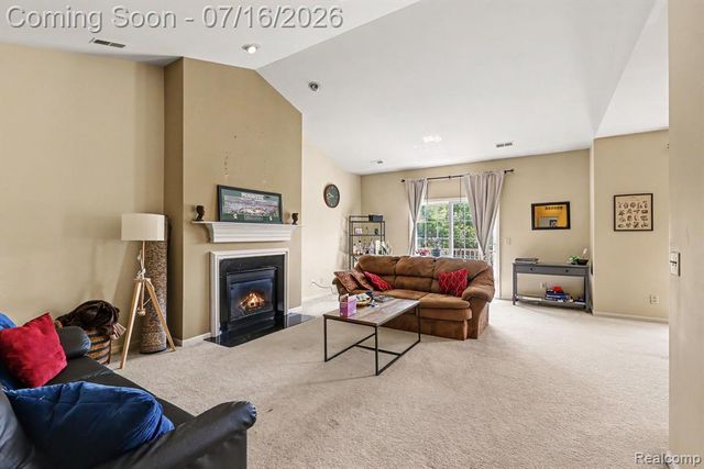 40489 Bay Harbor Lane, Canton, MI 48188