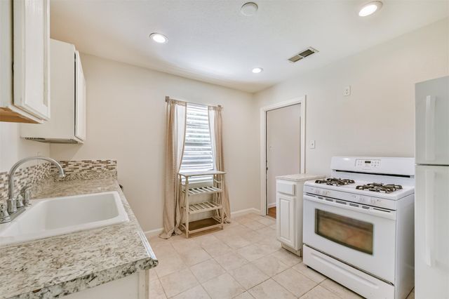 2807 Fannin Street, La Marque, TX 77568