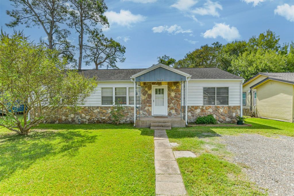 2807 Fannin Street, La Marque, TX 77568