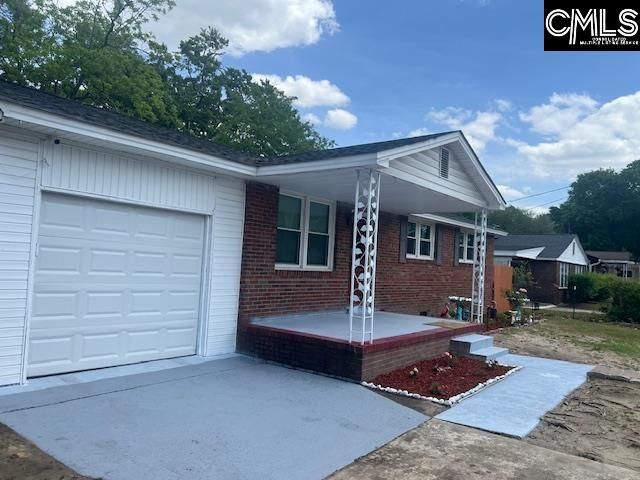 638 Carrington Drive, West Columbia, SC 29169
