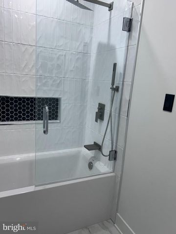 316 W EARLHAM TER, Philadelphia, PA 19144