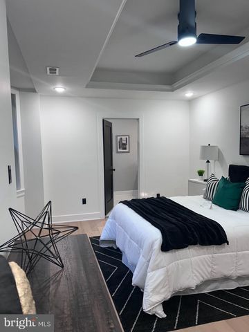 316 W EARLHAM TER, Philadelphia, PA 19144