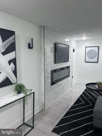 316 W EARLHAM TER, Philadelphia, PA 19144