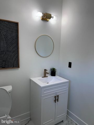 316 W EARLHAM TER, Philadelphia, PA 19144