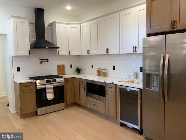 316 W EARLHAM TER, Philadelphia, PA 19144
