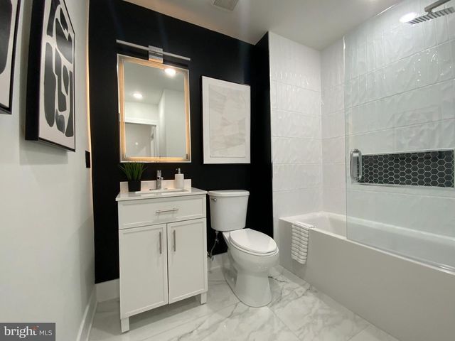 316 W EARLHAM TER, Philadelphia, PA 19144