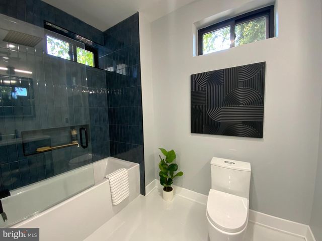 316 W EARLHAM TER, Philadelphia, PA 19144