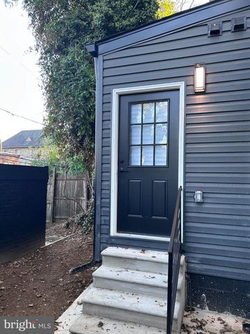 316 W EARLHAM TER, Philadelphia, PA 19144
