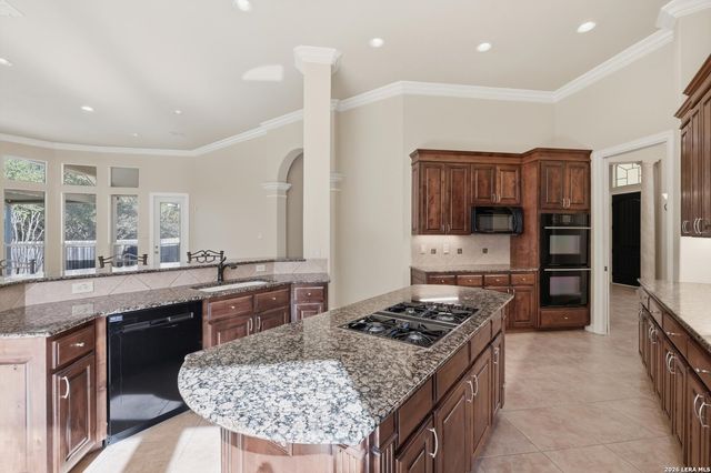 430 Hampton Way, Shavano Park, TX 78249