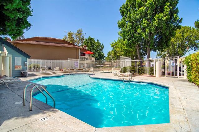 2474 Pleasant Way K, Thousand Oaks, CA 91362
