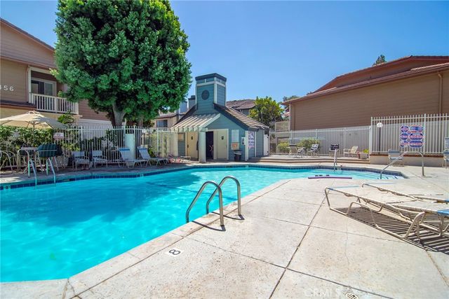 2474 Pleasant Way K, Thousand Oaks, CA 91362